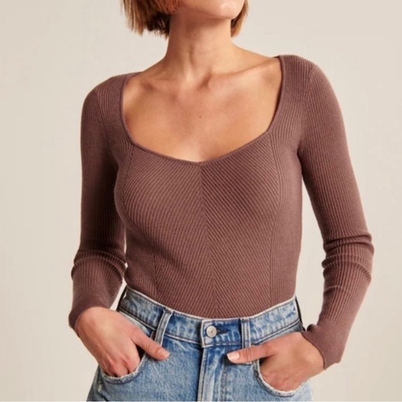 Abercrombie & Fitch Sweaters - Abercrombie & Fitch NWT LuxeLoft Date Night Sweater in Brown size M